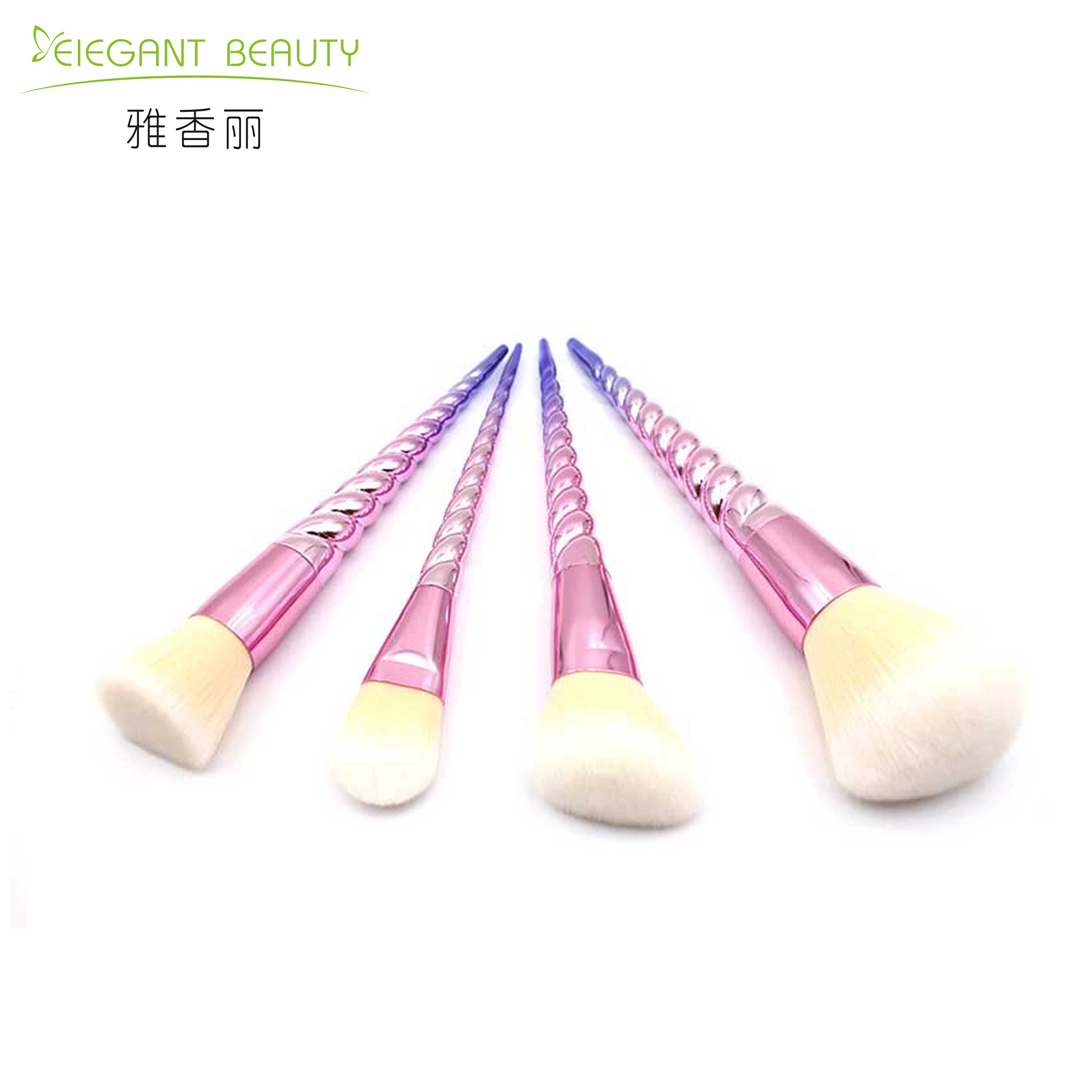 一套化妝刷可以用幾年？