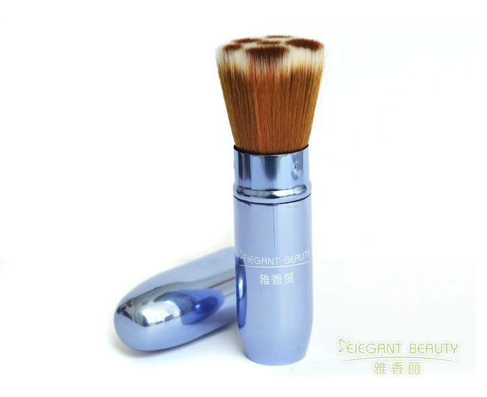 如何判斷一支化妝刷的材質(zhì)是否適合敏感肌膚使用？